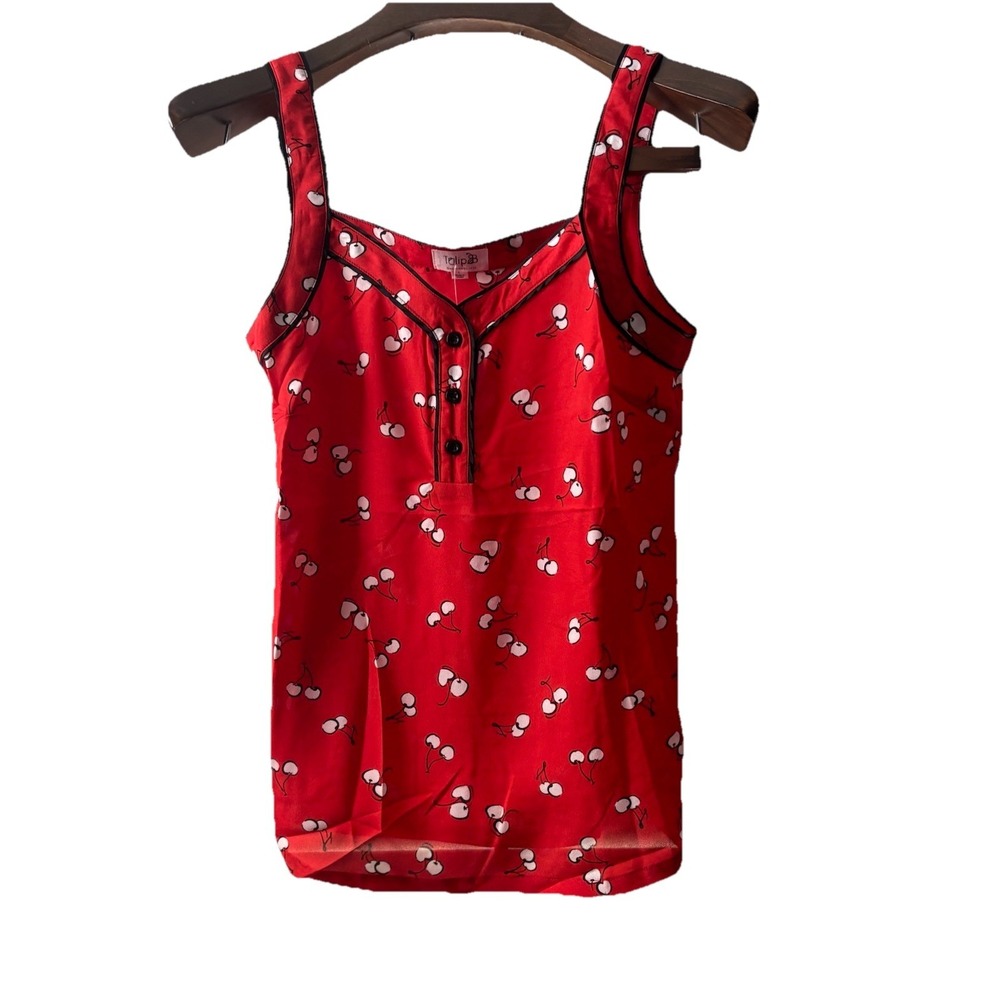 Tulip B Large‎ Cherries Sleeveless Blouse Cami Button Up NWT Henley